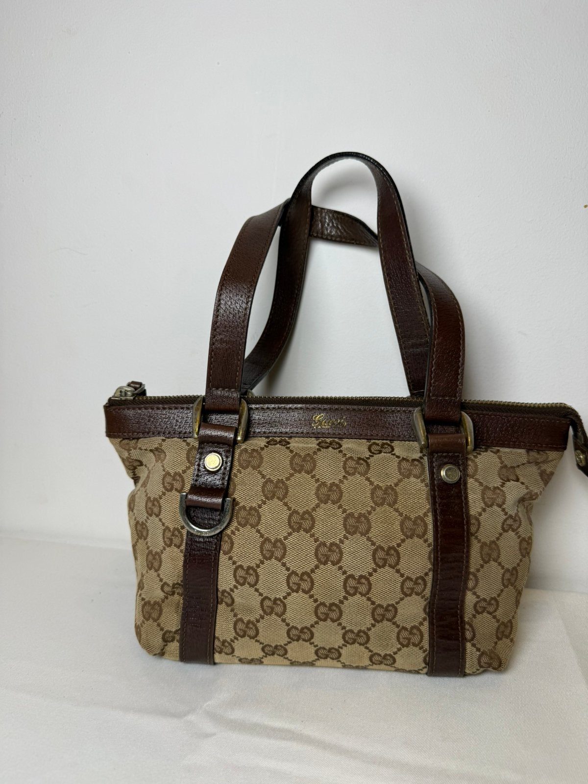 Gucci-tas, Handtassen en Accessoires, Tassen | Damestassen, Ophalen of Verzenden, Zo goed als nieuw