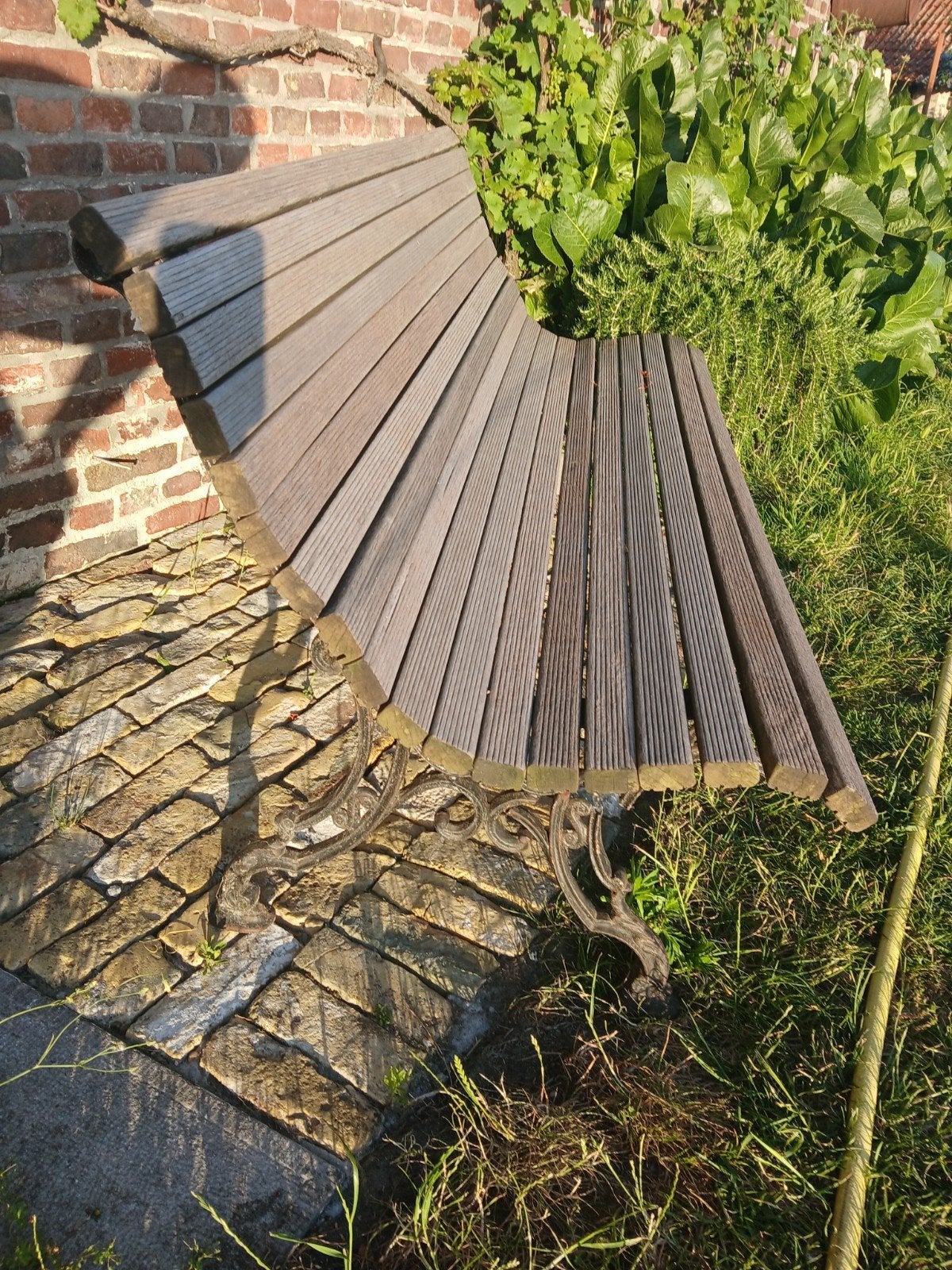 Tuinbank gietijzer en hout GEBROKEN POOT, Enlèvement