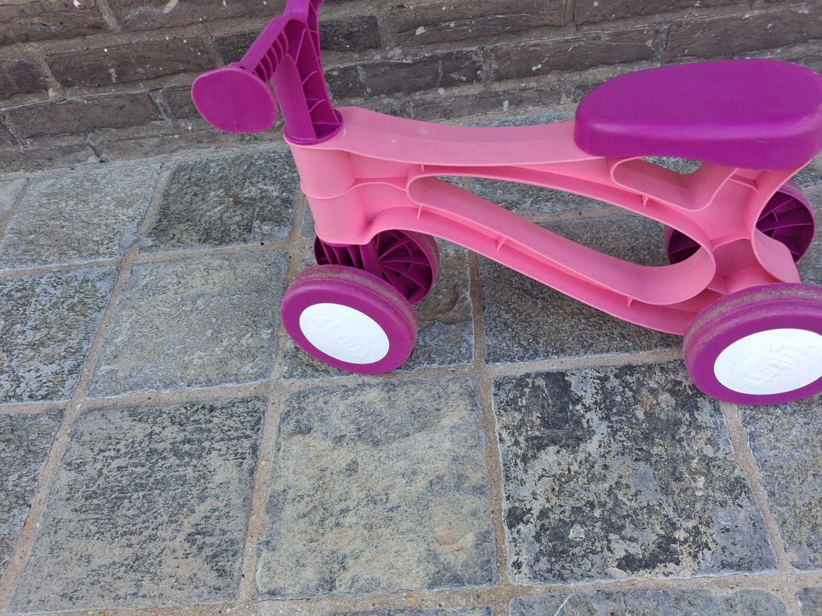 Magnifique vélo rose et violet, Enlèvement ou Envoi