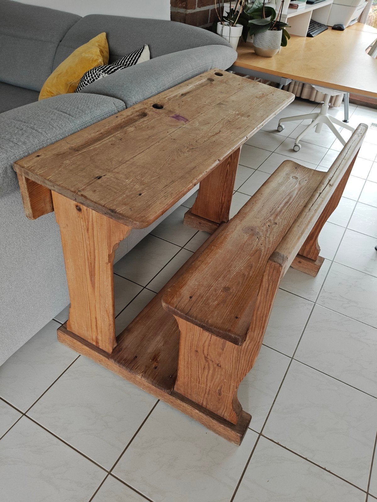 Bureau d'école vintage en bois, à emporter très bientôt !, Enlèvement, Utilisé, Table(s)