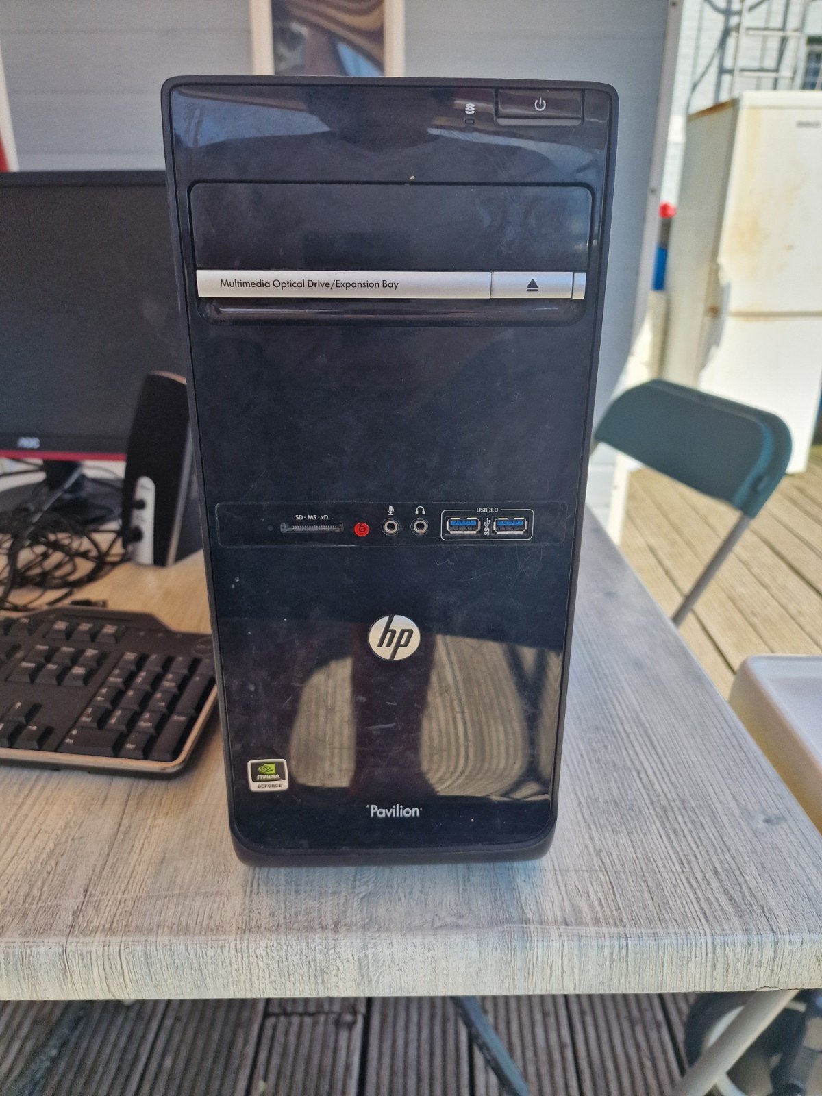 HP Pavillion P6 met speekers,scherm,keyboard, Ophalen