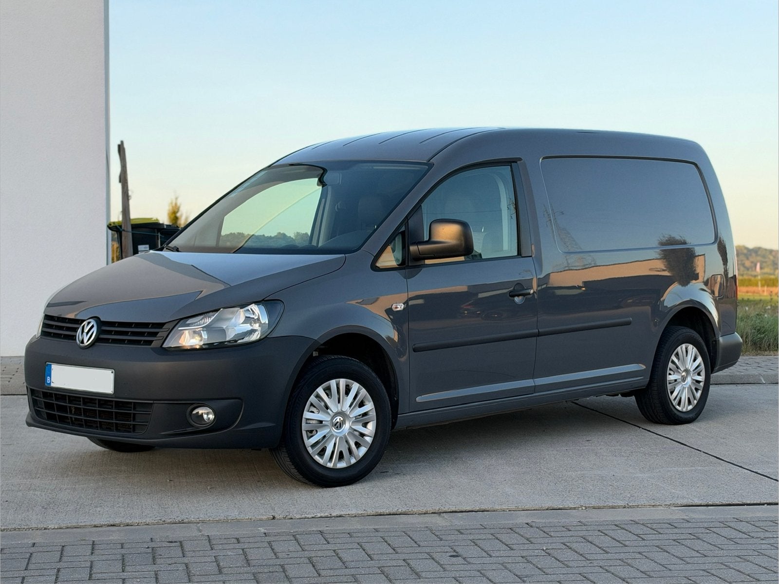 Volkswagen Caddy Maxi 1.2 essence 99.600km CarPlay Attelage, Autos, 1197 cm³, Argent ou Gris, Achat, 2 places