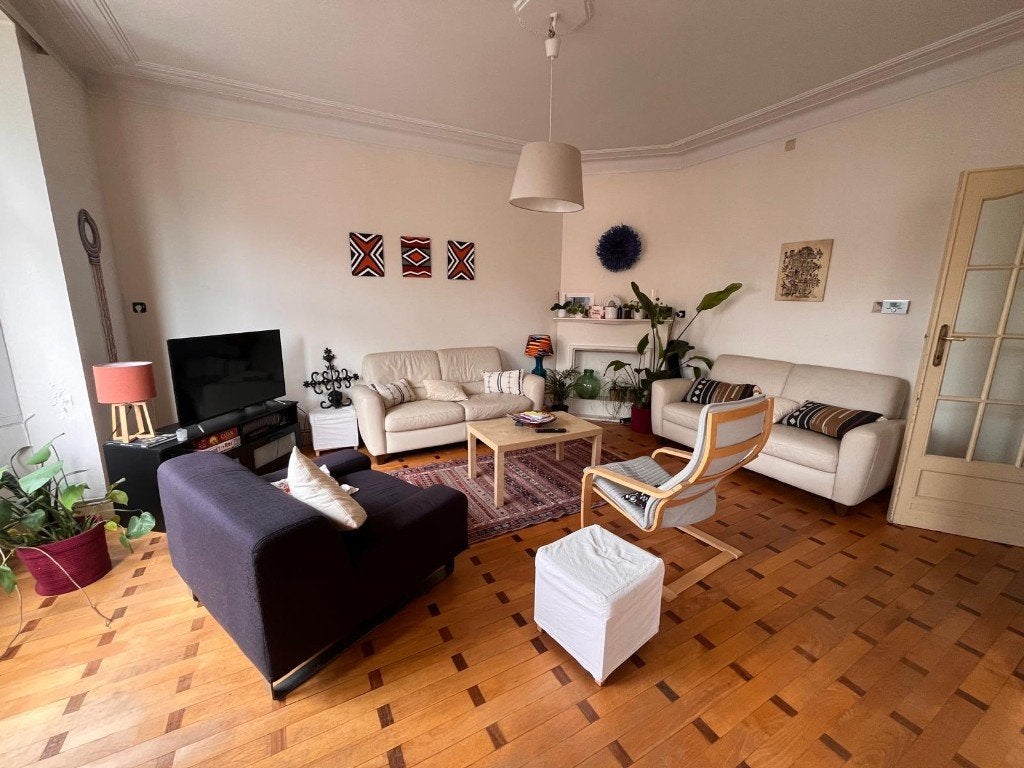 Chambre à louer en sous-collocation à Saint-Gilles, 50 m² ou plus, Bruxelles