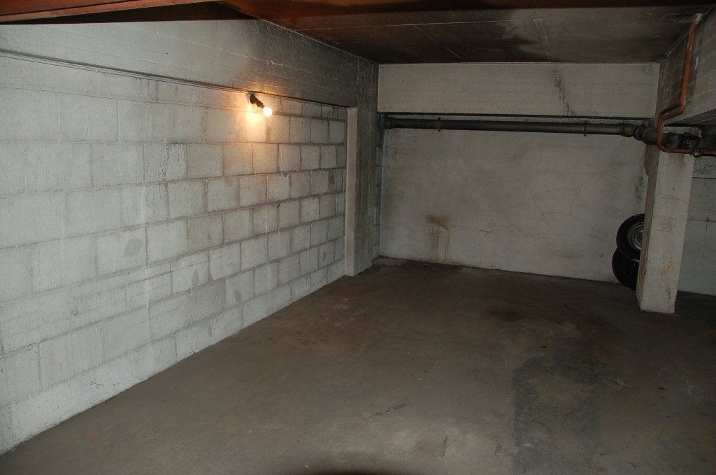 Garage fermé sécurisé à louer, Immo, Liège (ville)