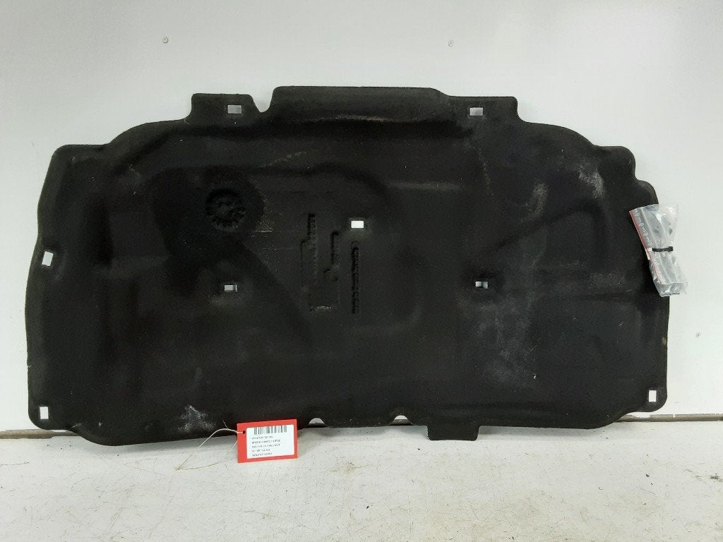 ABSORBANT ACOUSTIQUE CAPOT MOTEUR Volvo V50 (MW), Mevr. I. Hauben, Rue de l'Espoir 34 34
4030  GRIVEGNÉE, BE, Info@Collignon.be