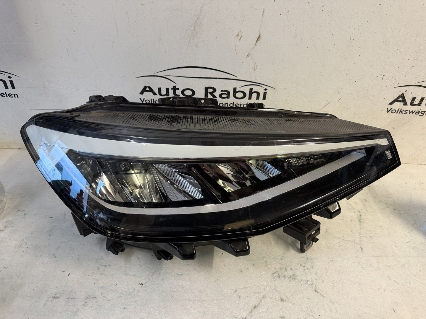VW ID5 11B LED Koplamp Rechts 11B941006A, -, Utilisé, -, -