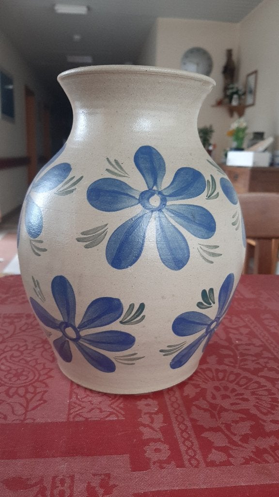 Superbe vase en grès artisanal – Décor floral bleu cobalt, Enlèvement