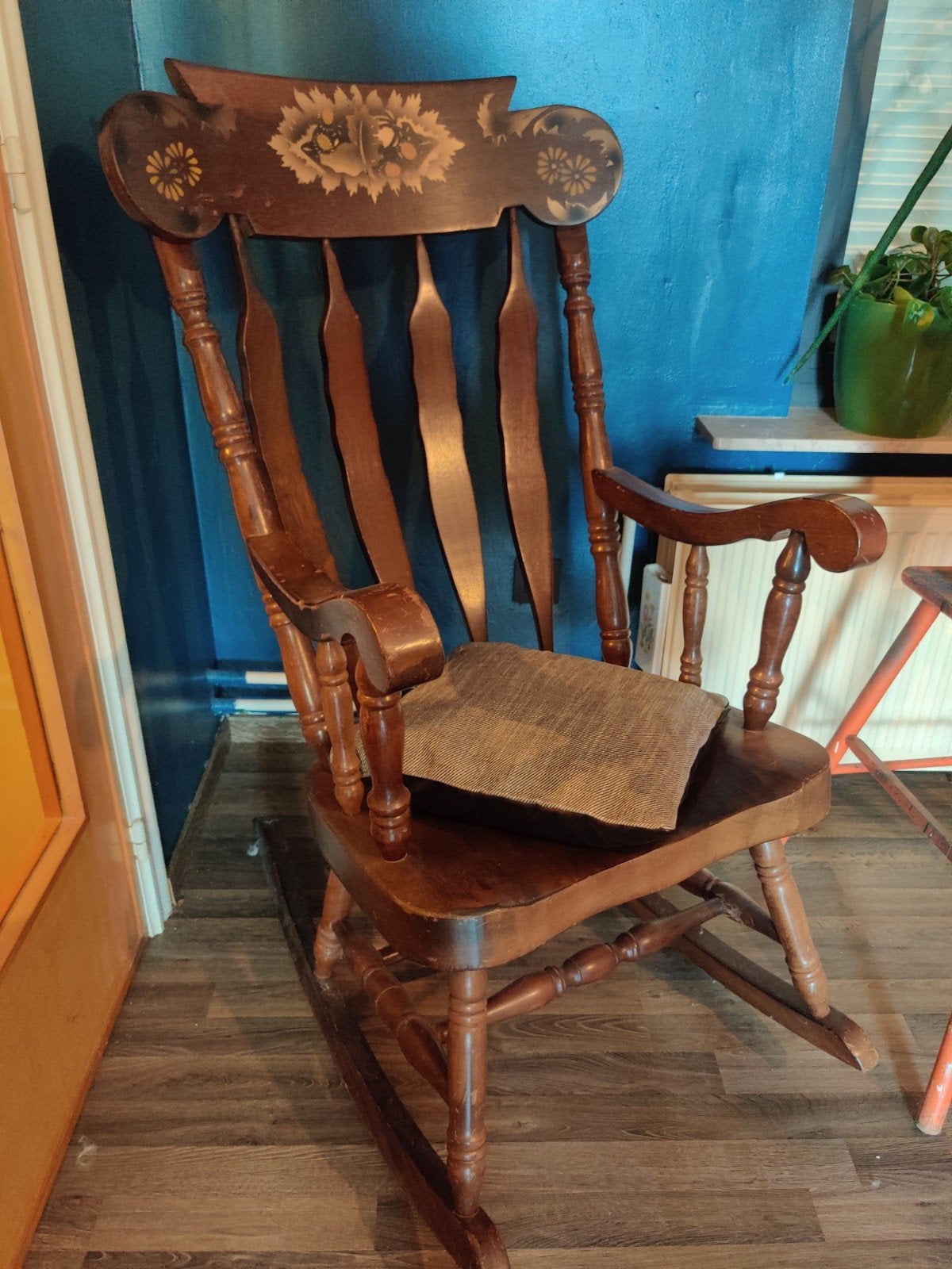 Vintage schommelstoel, Ophalen