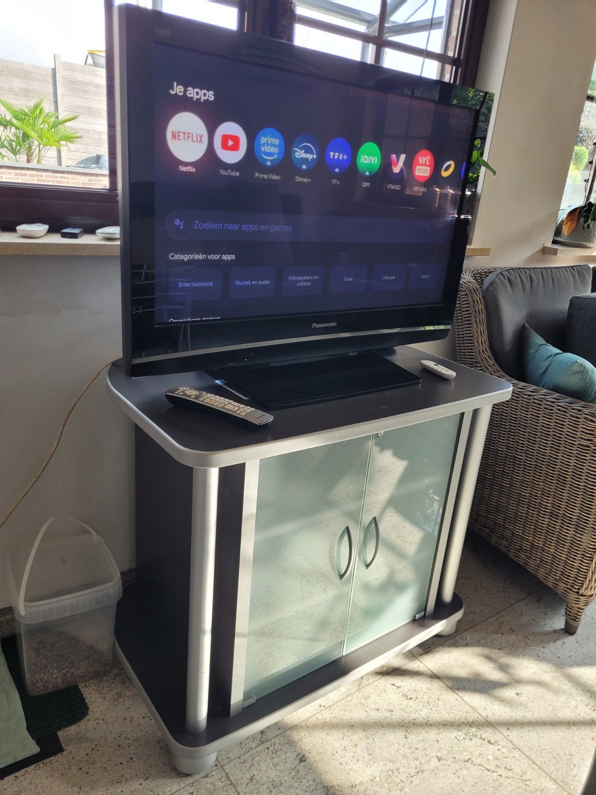 Panasonic TH37PX80EA tv + meubel, Ophalen, Panasonic, Smart TV