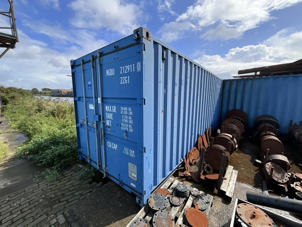 workshop container (with contents), Articles professionnels