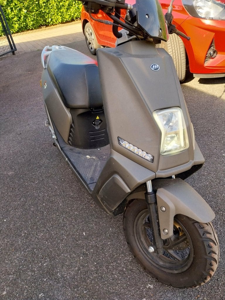 Elektrische scooter Lifan slechts 682km, Ophalen, Zo goed als nieuw