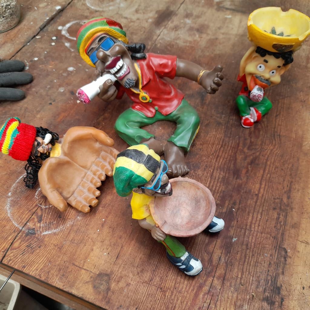 figurine, Verzamelen, Ophalen, Zo goed als nieuw, Fantasy