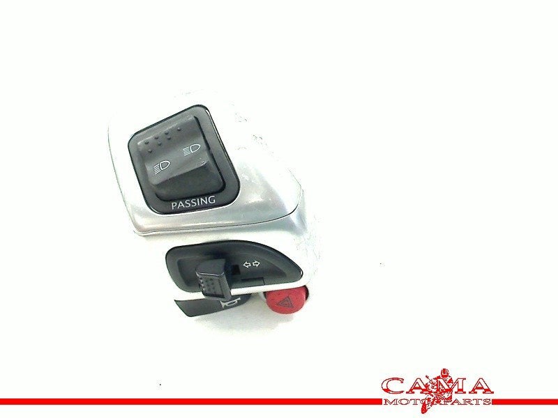 COMMUTATEUR GAUCHE Piaggio, Piaggio & C. SpA, Utilisé, Customer_service@piaggio.com, Viale Rinaldo Piaggio, 25
56025  Pontedera, PI, IT