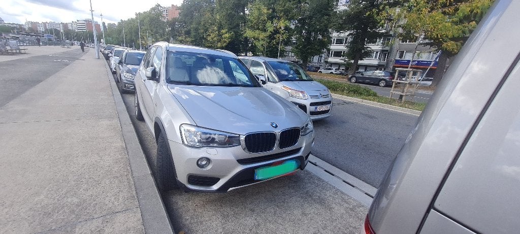 BMW X3 X3 2.0 dA sDrive18, Cuir, Achat, Carnet d'entretien, Beige