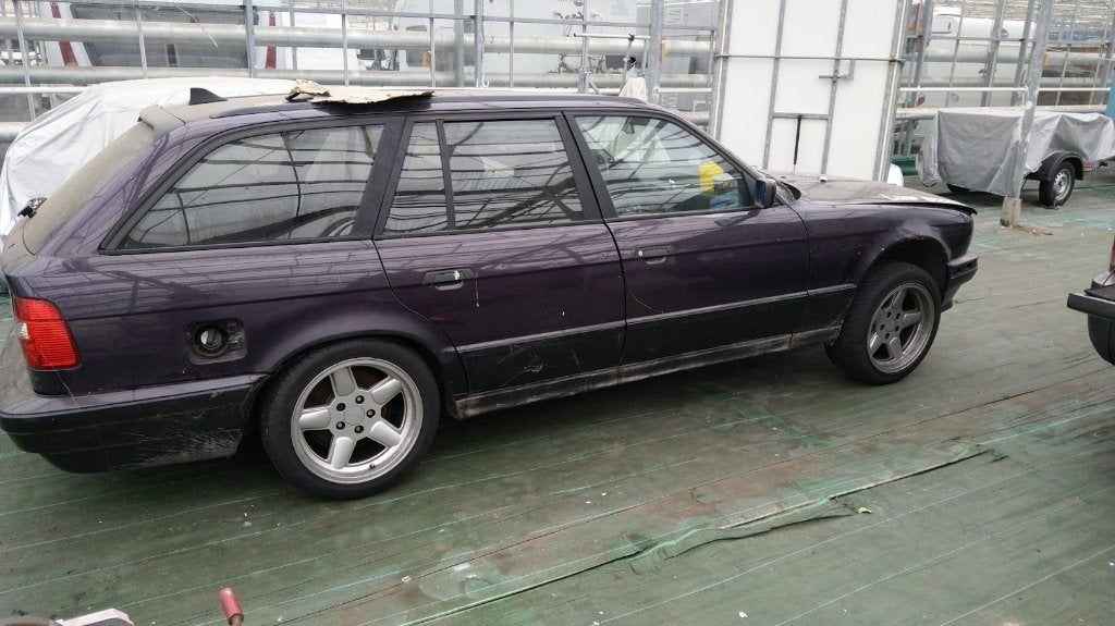 project of sloopwagen BMW E34 525ia touring shadow line, Autos, 4 portes, Autres couleurs, Automatique, Particulier