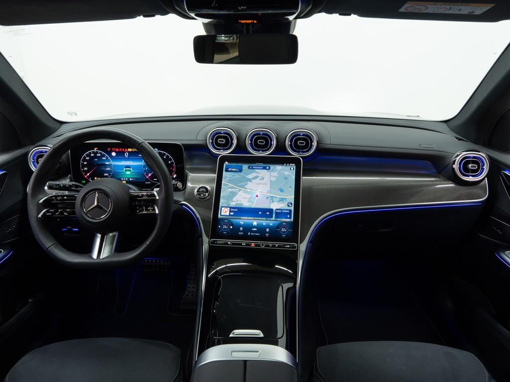 Mercedes-Benz GLC 300 4M AMG Night 20" PANORAMA Trekhaak 360, Auto's, Mercedes-Benz, Automaat, Zwart, 4 cilinders, Alcantara