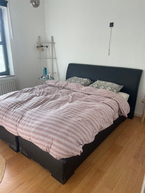 Dubbelbed (zonder matras), Huis en Inrichting, Ophalen, Overige materialen, Gebruikt, Zwart