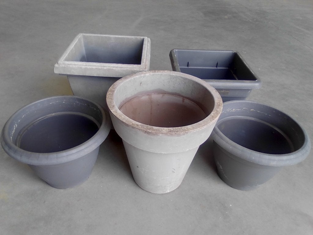 5 grote kunststof bloempotten, Ophalen, Kunststof