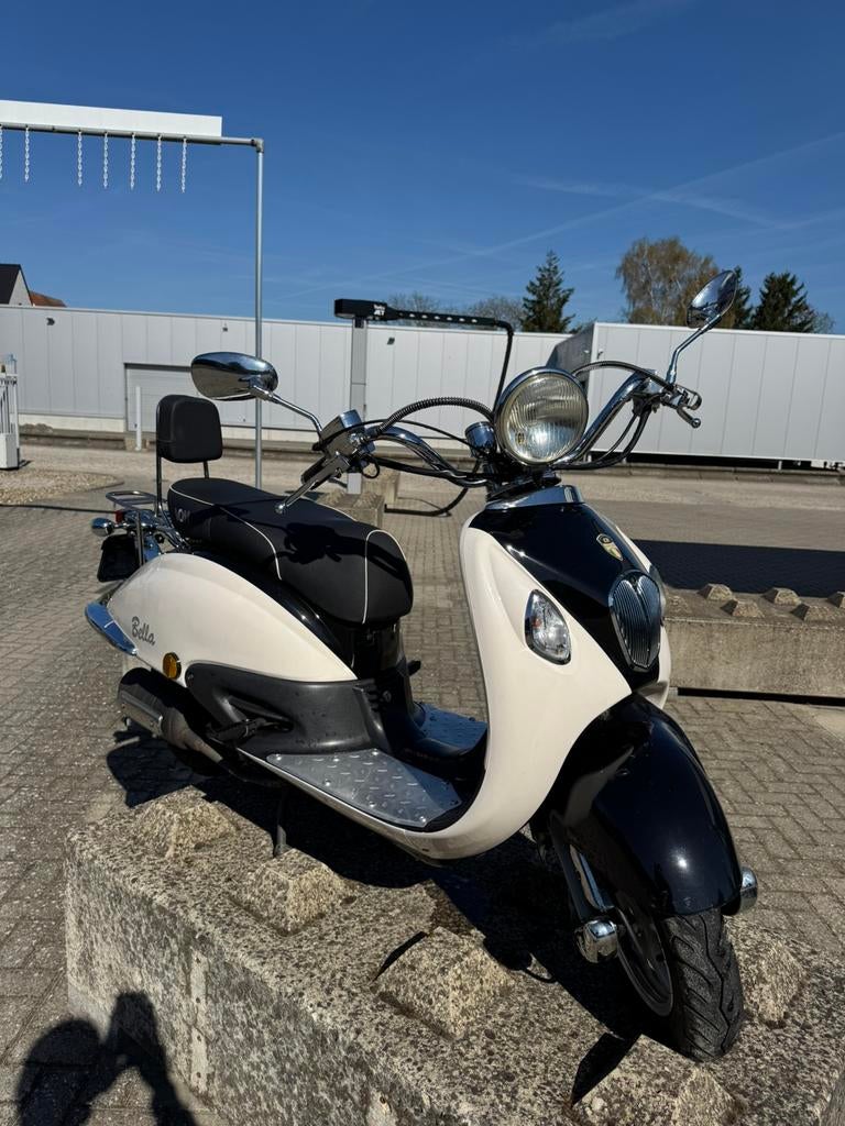 Scooter Retro Bella Milano A-klasse, Ophalen, Klasse A (25 km/u), Zo goed als nieuw, Benzine