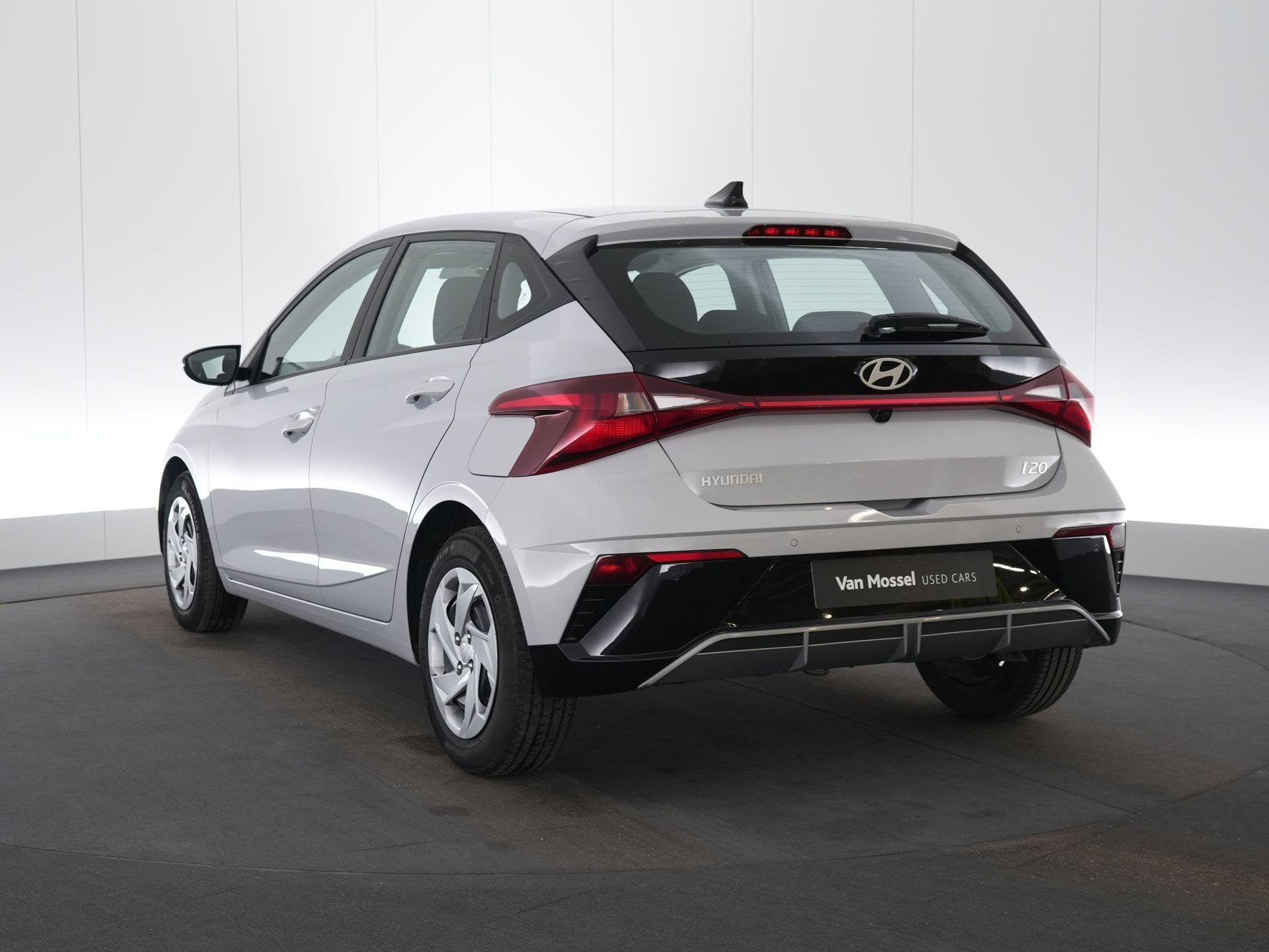 Hyundai i20 1.0 T-GDi 74kW Twist, Autos, Hyundai, https://public.car-pass.be/vhr/a19d1fed-1fce-4efd-a7b9-b6bbe1c138d6, Argent ou Gris