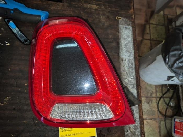 Achterlicht links van een Fiat 500, Gebruikt, -, -, Ophalen of Verzenden