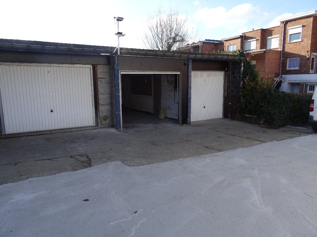 Garage à louer sclessin liege, Province de Liège