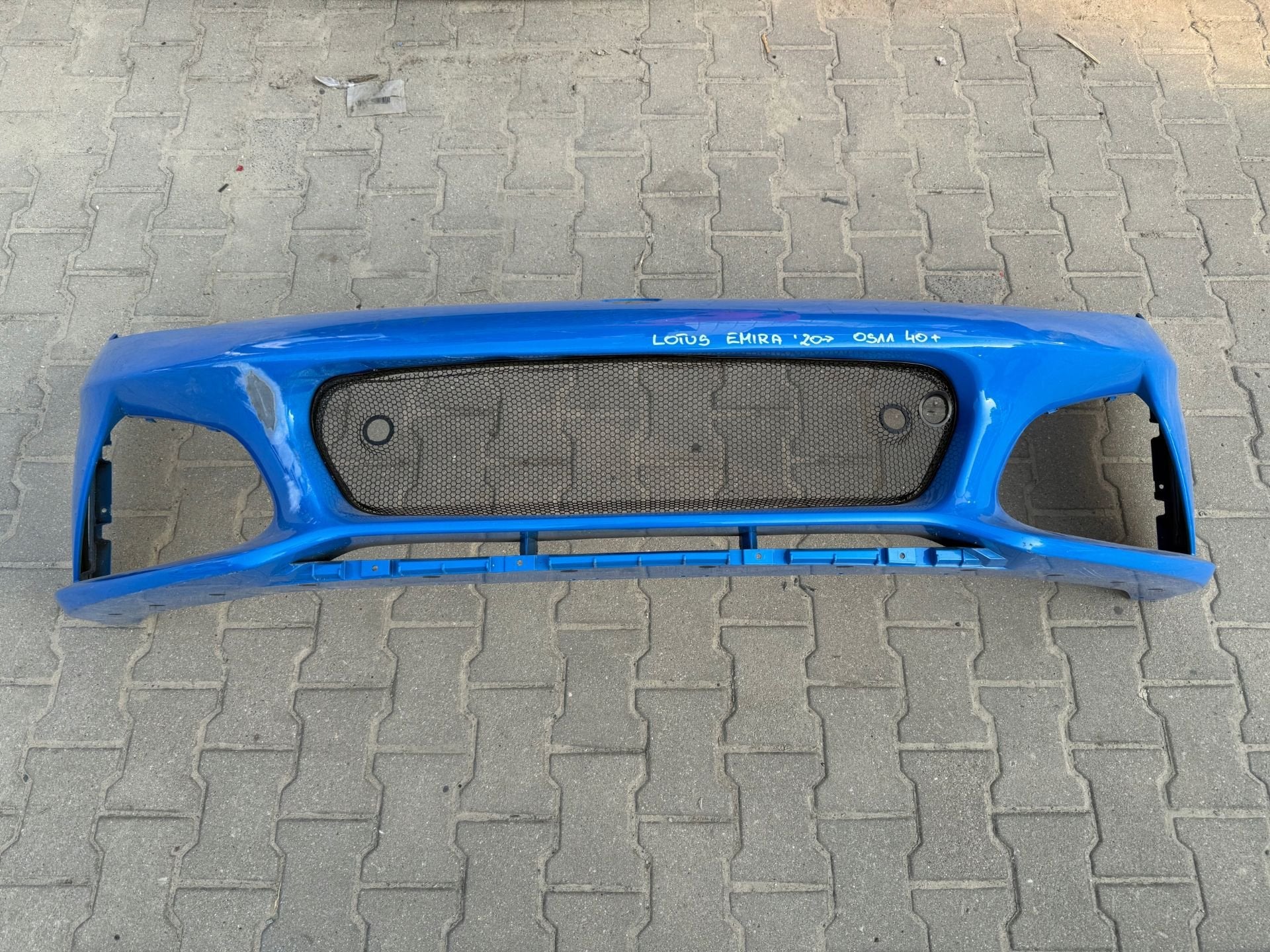 Lotus Emira Voorbumper Voor, Gebruikt, Info@lotuscars.com, Voor, Bumper
