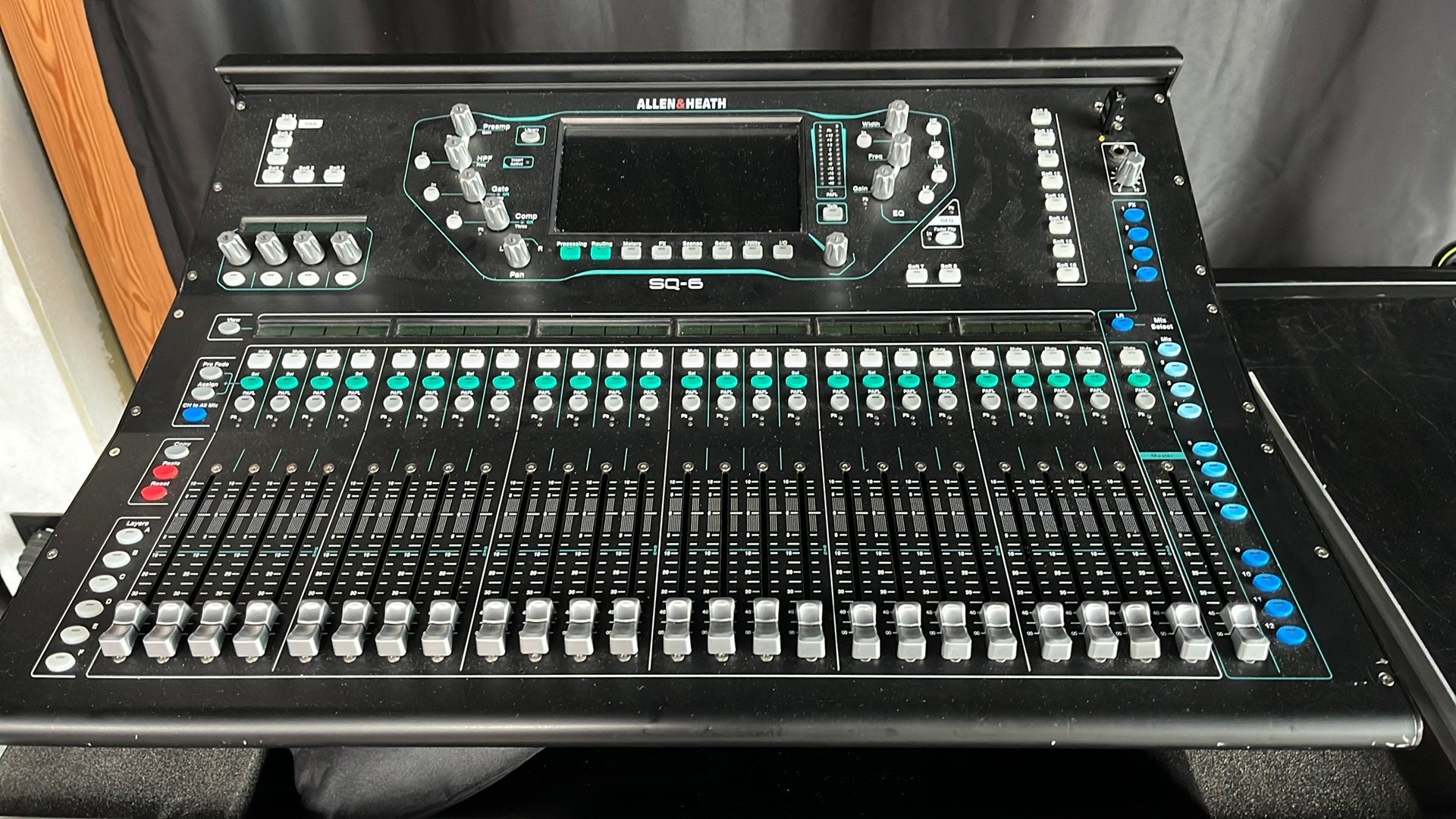 Allen&Heath sq6, Musique & Instruments, Tables de mixage, Enlèvement, Comme neuf
