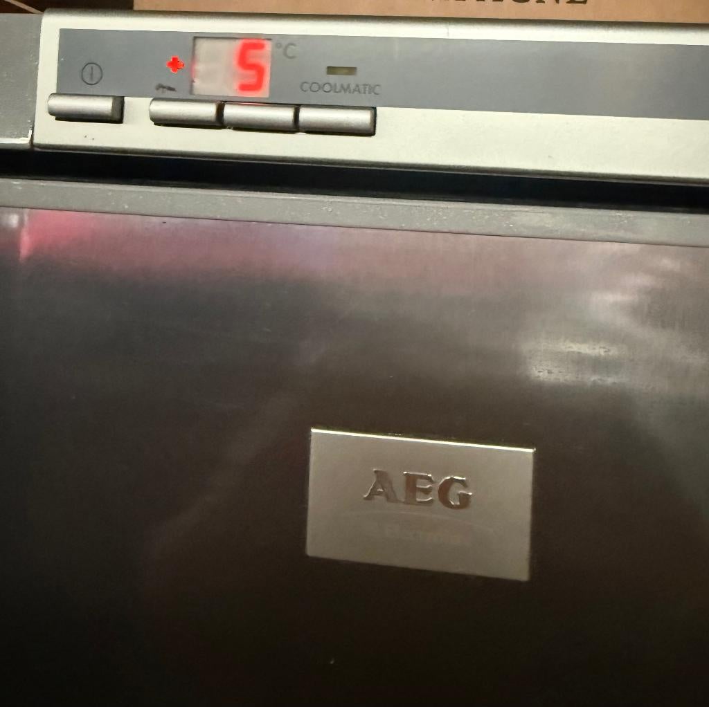 Frigo AEG, 150 à 200 litres, Enlèvement, Comme neuf, Sans bac à congélation