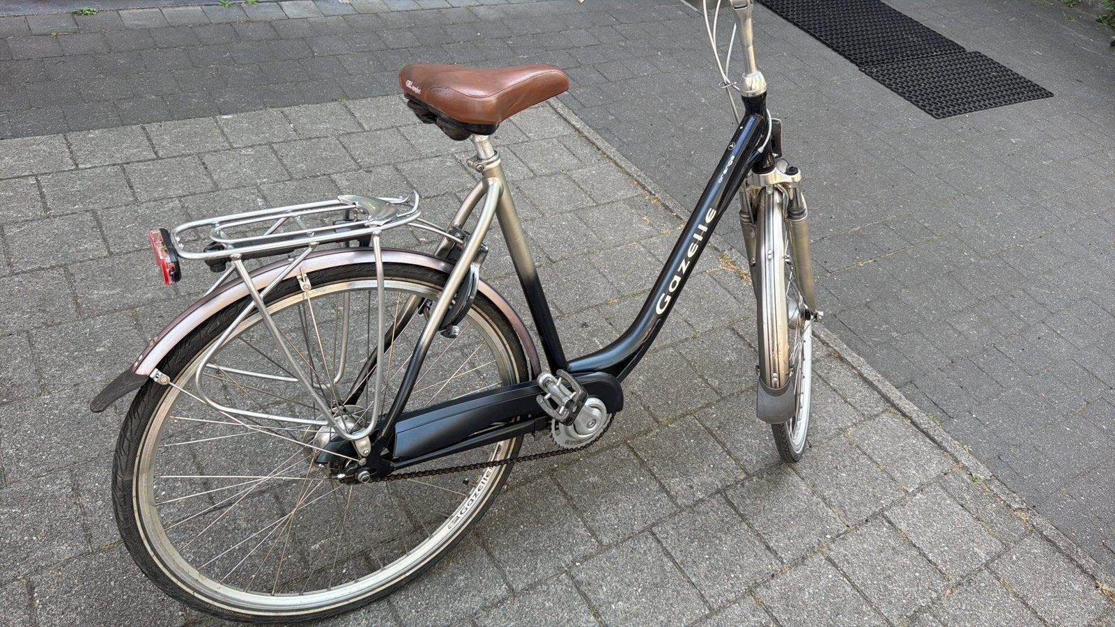 Vélo Gazelle 28 pouces Low Entry pour femmes, Enlèvement, Comme neuf, Gazelle, Vitesses
