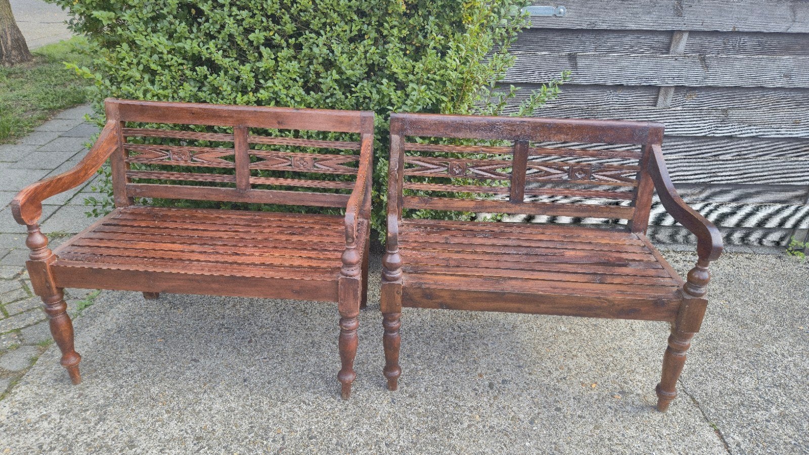 Bancs indonésiens, Antiquités & Art, Enlèvement