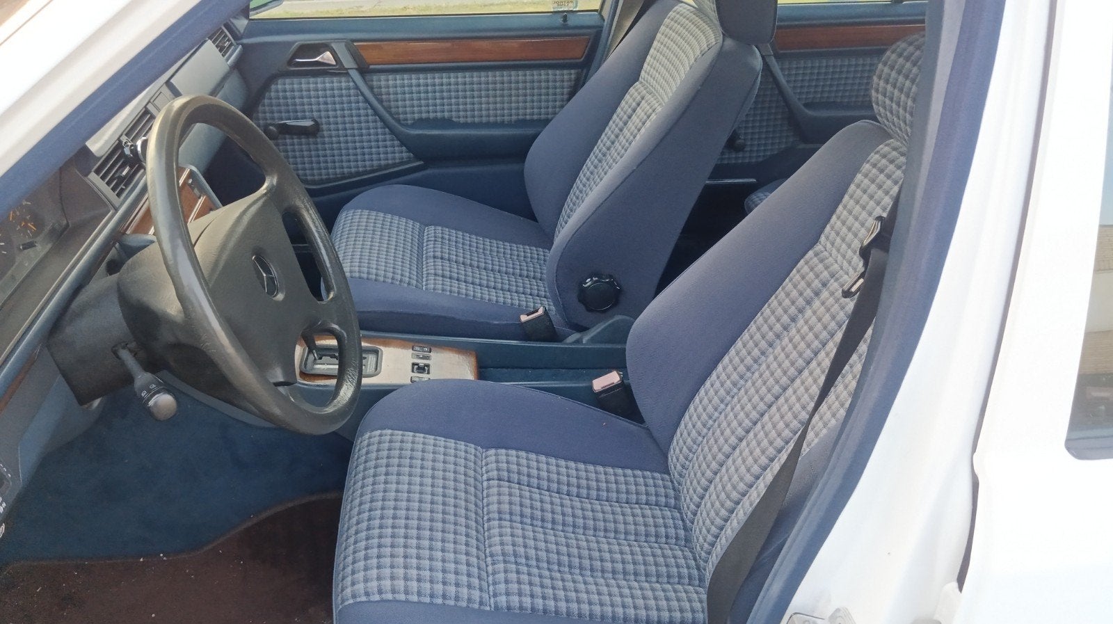 Mercedes-Benz W124 E300 Turbo Diesel Automaat Eerste eigenaa, foto 6