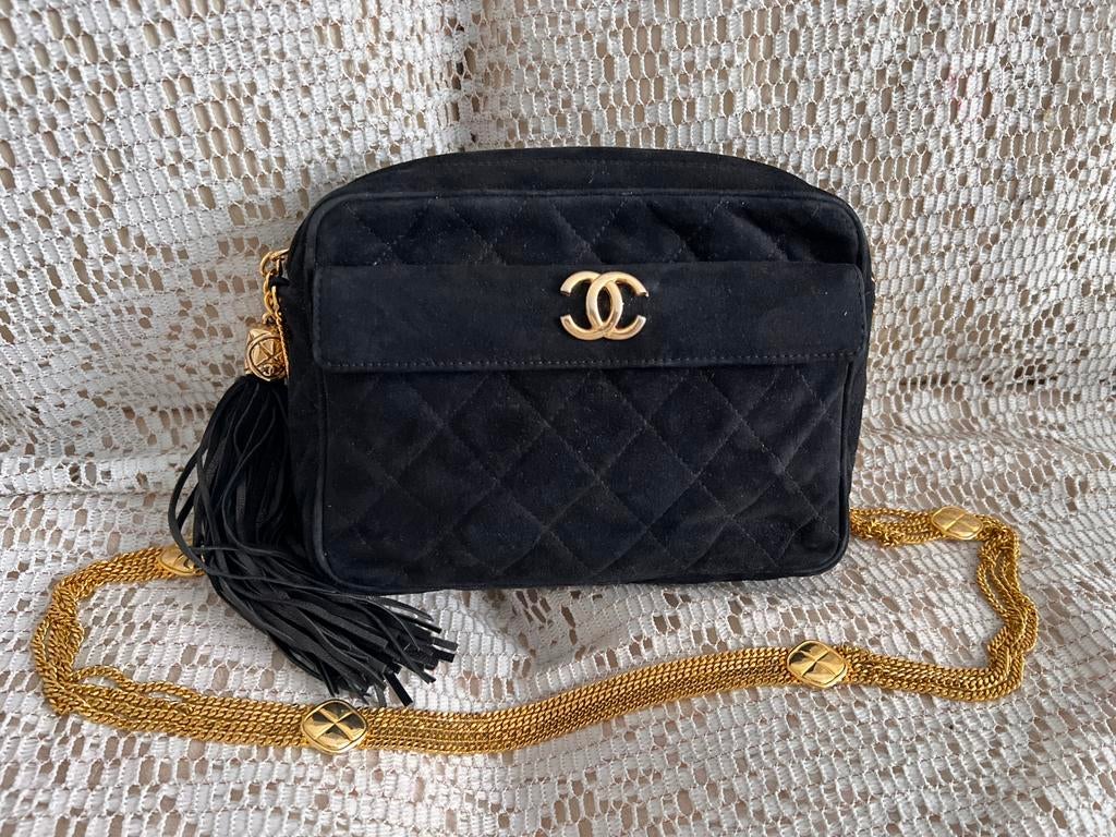 CHANEL vintage zwarte suède tas, Handtassen en Accessoires, Tassen | Damestassen, Ophalen of Verzenden, Zo goed als nieuw, Zwart