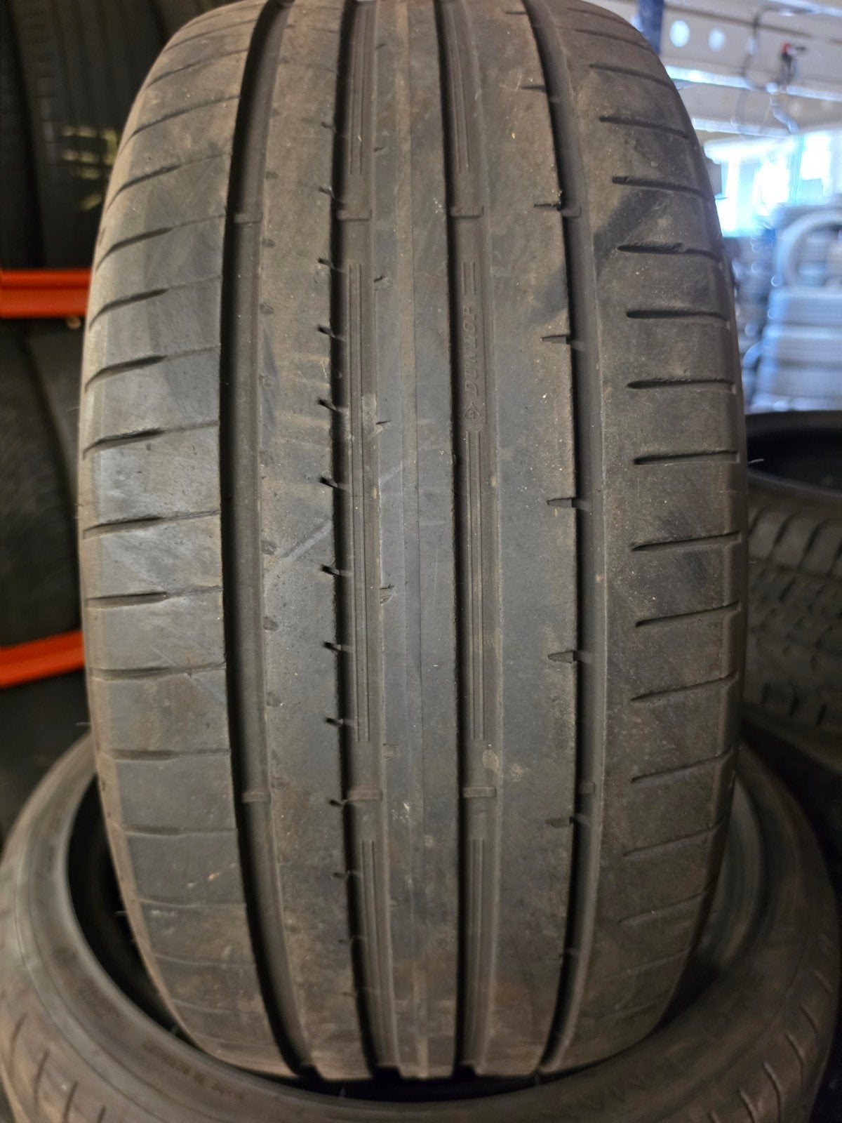 225/40 r18 dunlop 40€ l'unité avec montage et équilibrage, Autos : Pièces & Accessoires, Commande, Enlèvement ou Envoi