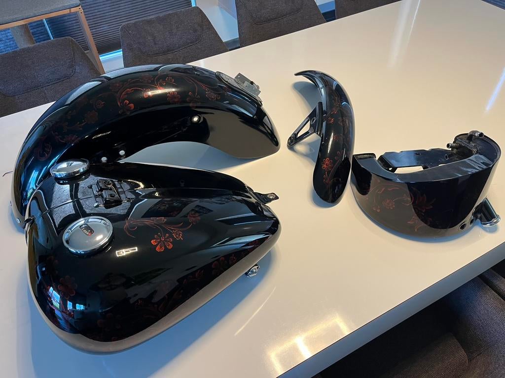 Custom Paintset Harley Davidson 2001 Softail Springer FXSTS, Motoren, Ophalen