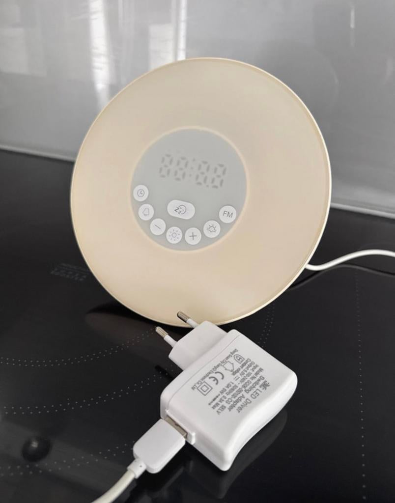 Wekkerradio met wake up light, Elektronische apparatuur, Wekkers, Ophalen, Zo goed als nieuw