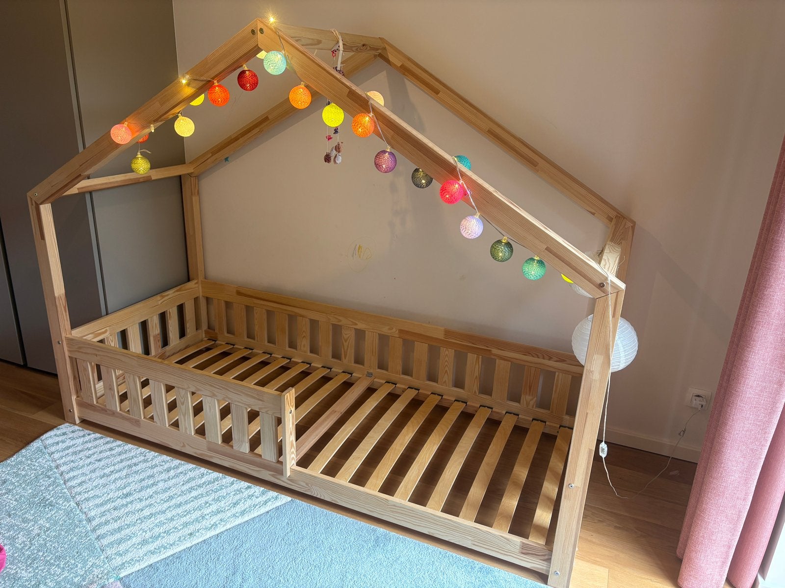 Très beau lit Montessori, Enfants & Bébés, Matelas, 70 à 85 cm, Comme neuf, Enlèvement