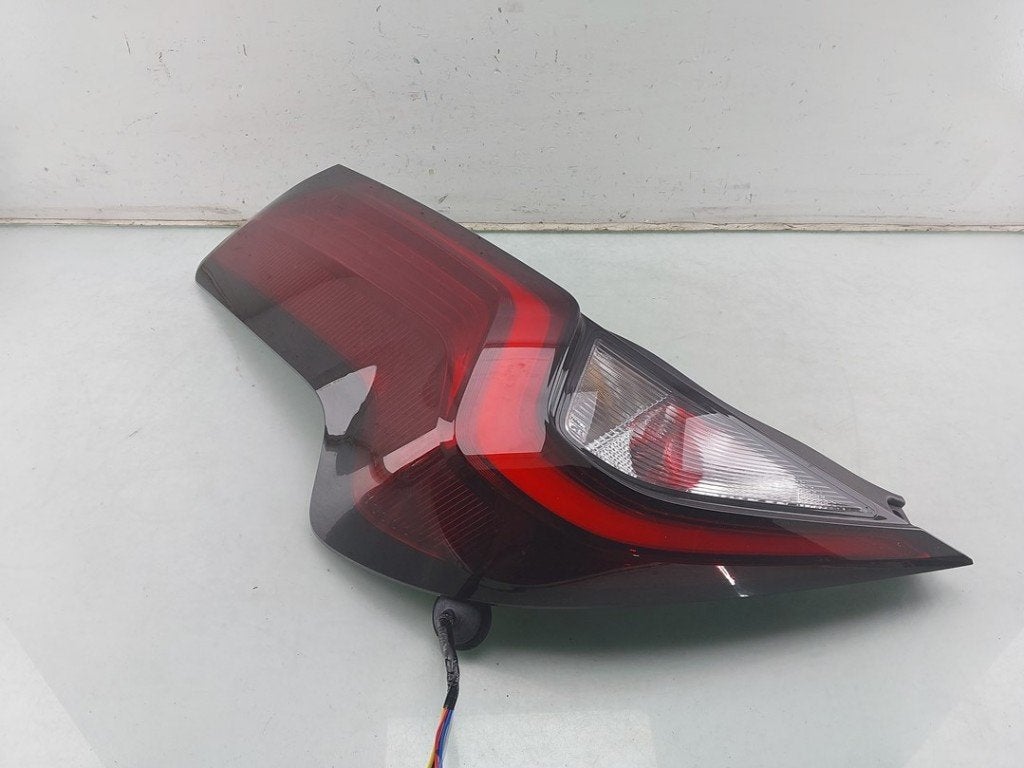 ACHTERLICHT LINKS Toyota Aygo X (01-2021/-) (|815610H180|), Gebruikt, Kundenbetreuung@toyota.de, Toyota, Toyota-Allee 2
50858  Köln, DE