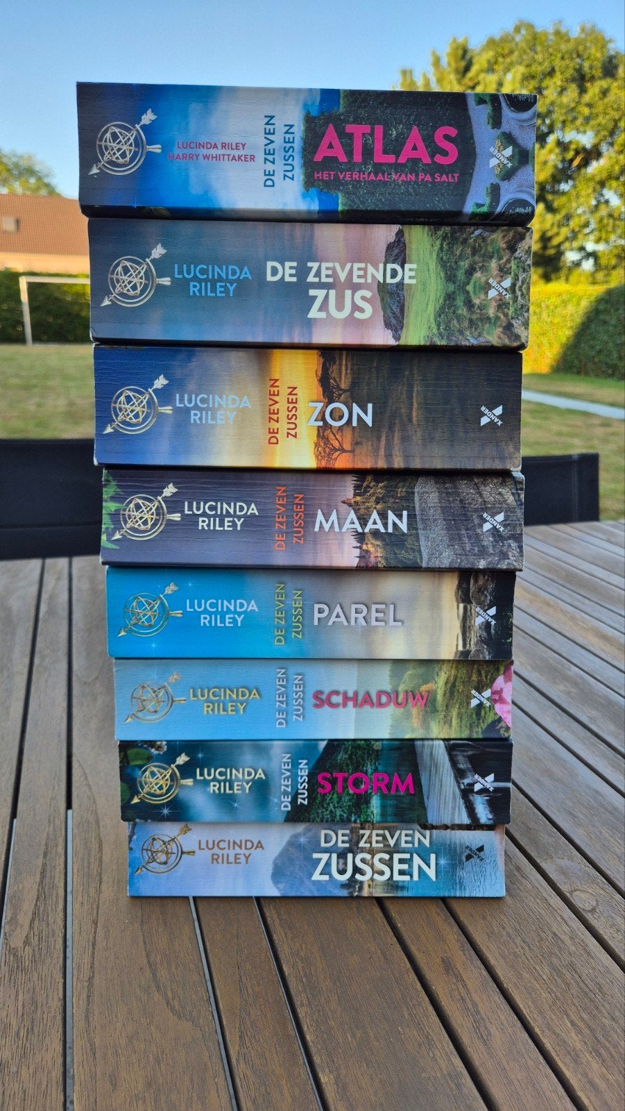 Volledige reeks van ´De zeven zussen´, Boeken, Fantasy, Ophalen of Verzenden, Gelezen