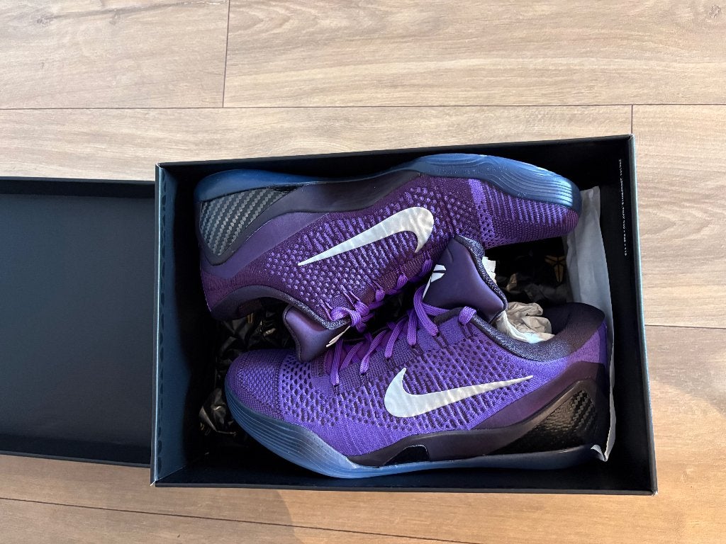 Nike Kobe MOONWALKER 44 nieuw!, Sport en Fitness, Ophalen of Verzenden, Nieuw, Schoenen