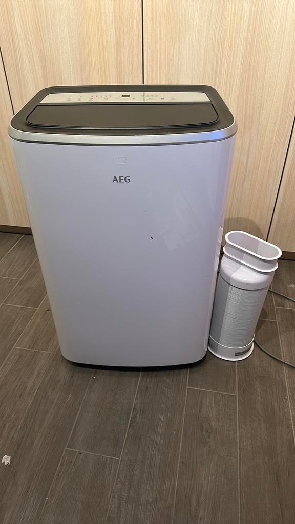 Aeg Mobiele Airco 12000 BTU, Ophalen, Zo goed als nieuw, Mobiele airco