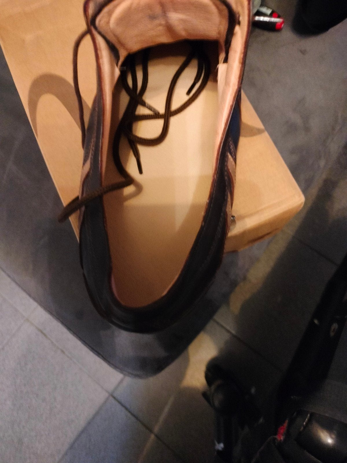 Schoenen, Ophalen