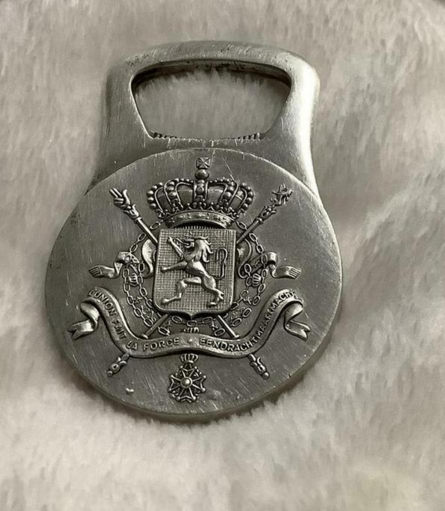 French Christofle Gallia Silverplate bottle opener, Ophalen, Zilver
