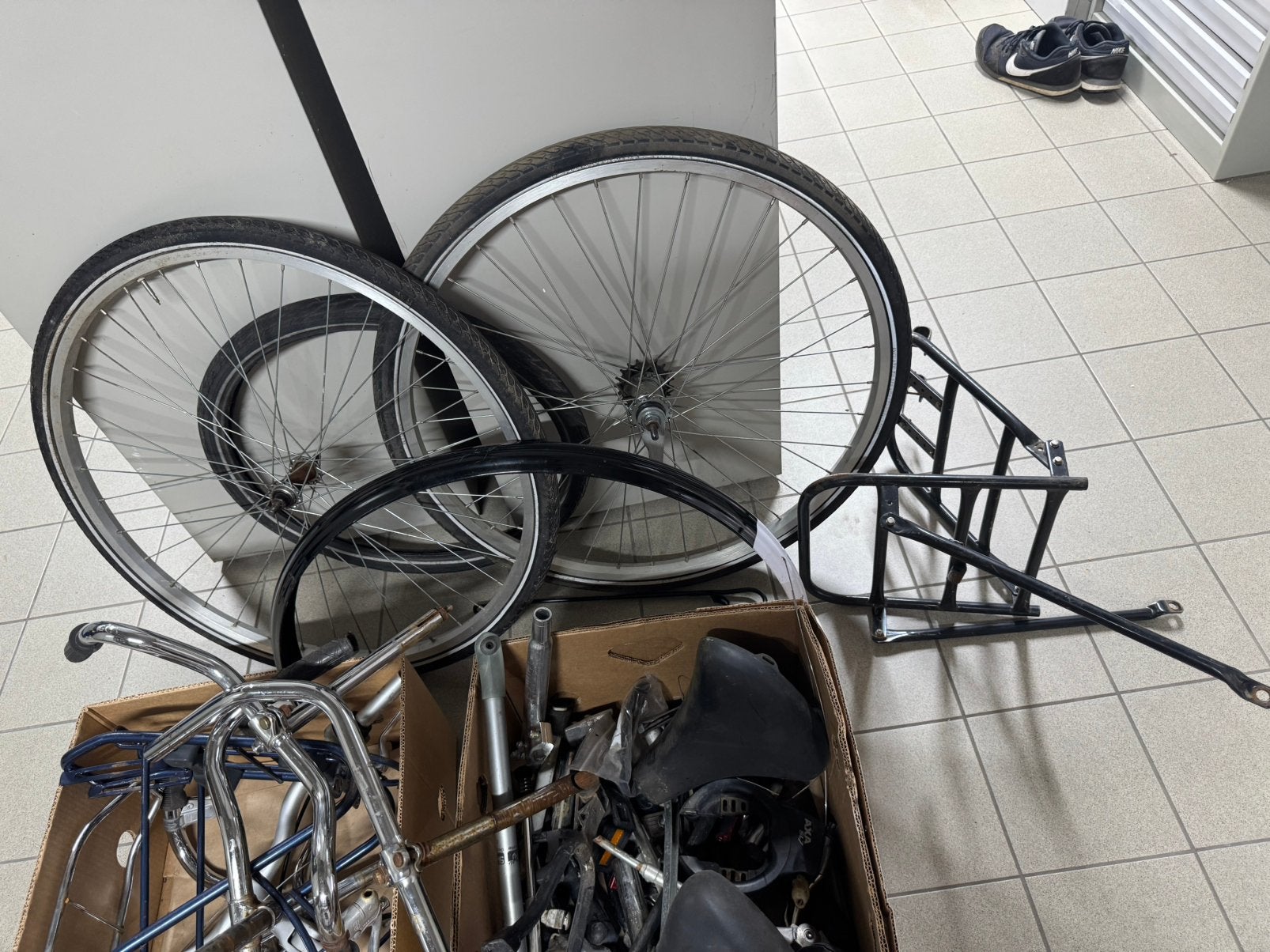 Diverse fiets onderdelen, Fietsen en Brommers, Ophalen, Zo goed als nieuw