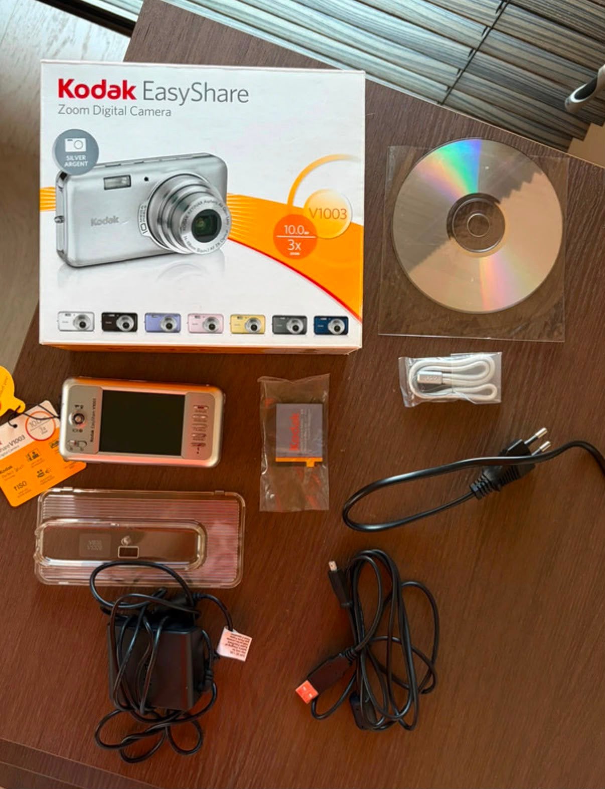 Kodak EasyShare V1003 Complet En Boîte vintage neuf, Enlèvement, Neuf, Batterie, Kodak