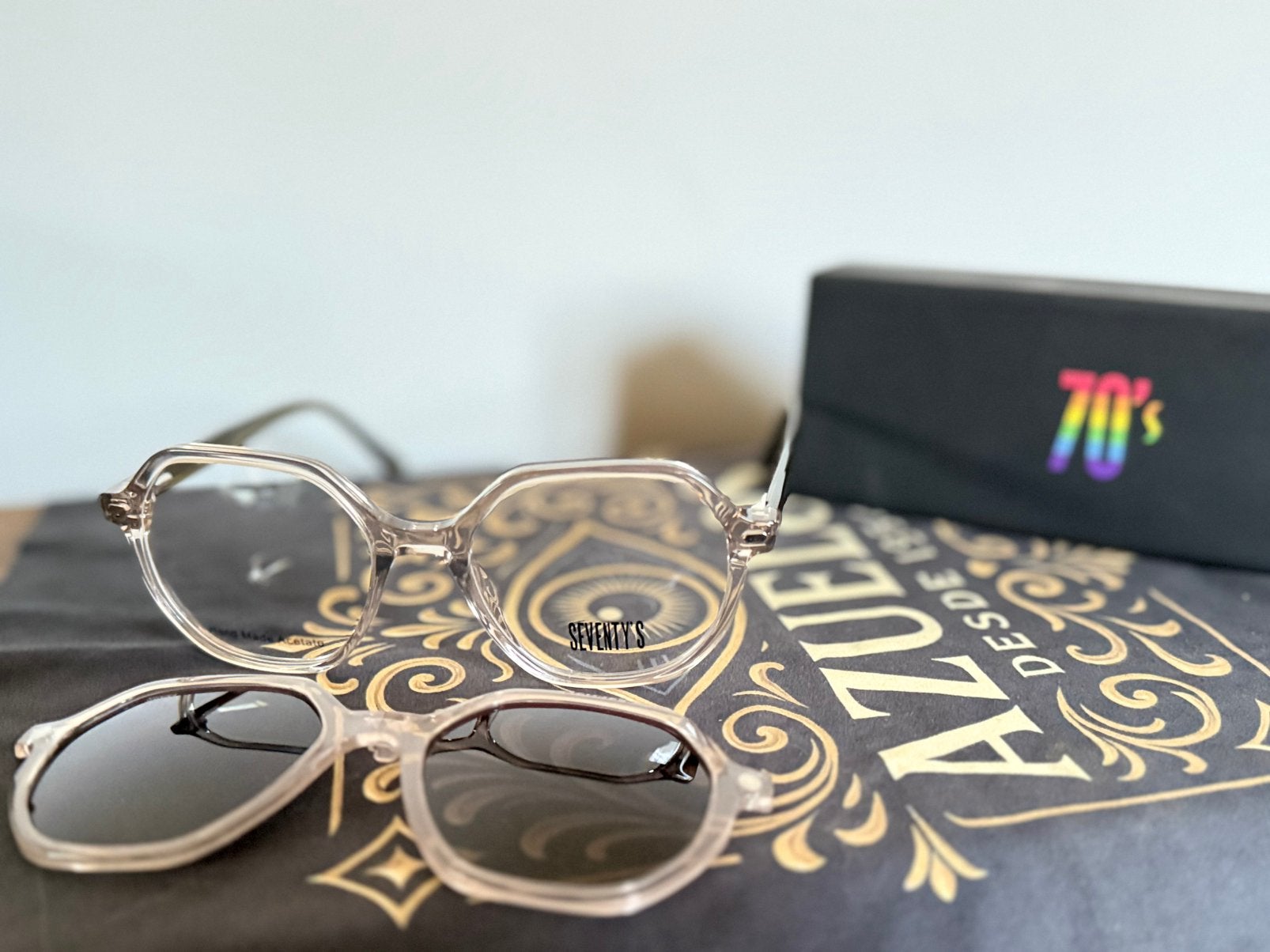 Seventy’s– Monture transparente avec clip solaire, Neuf, Autres marques, Enlèvement ou Envoi, Lunettes de soleil