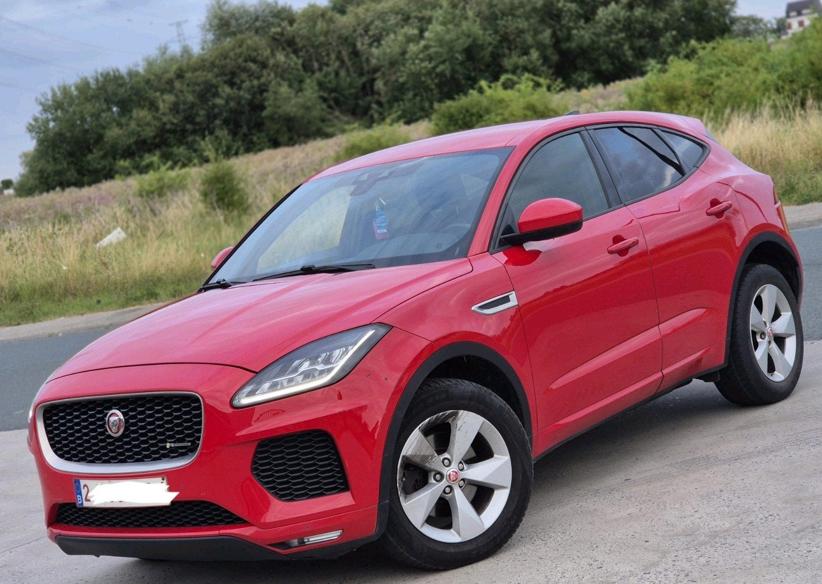 jaguar E-PACE R-Dynamic 20d an2020 boite auto 9500€, Auto's, Jaguar, Automaat, Leder, Particulier, SUV of Terreinwagen