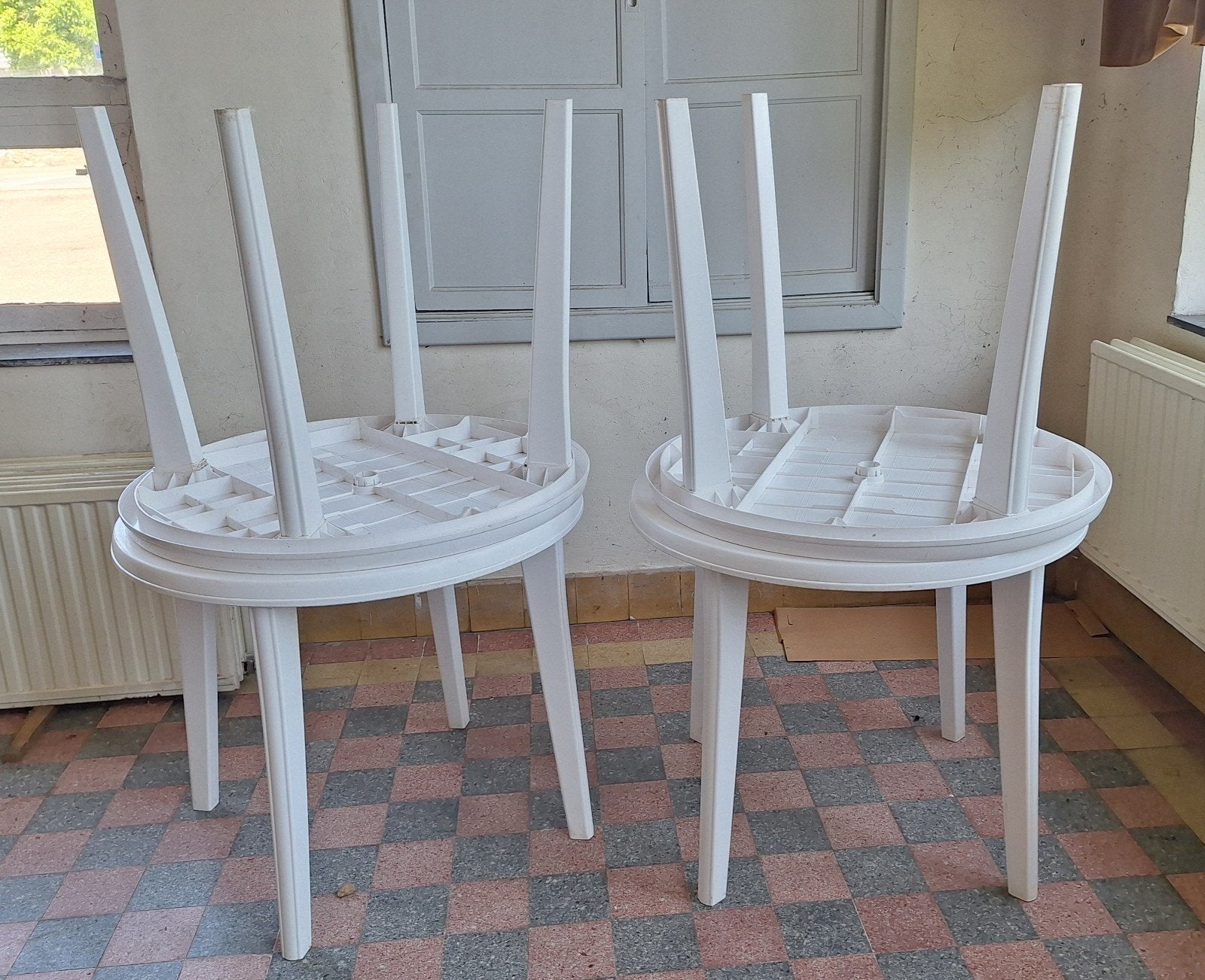 Set van 4 ronde tuintafels kunststof, 90 cm, Enlèvement, Synthétique