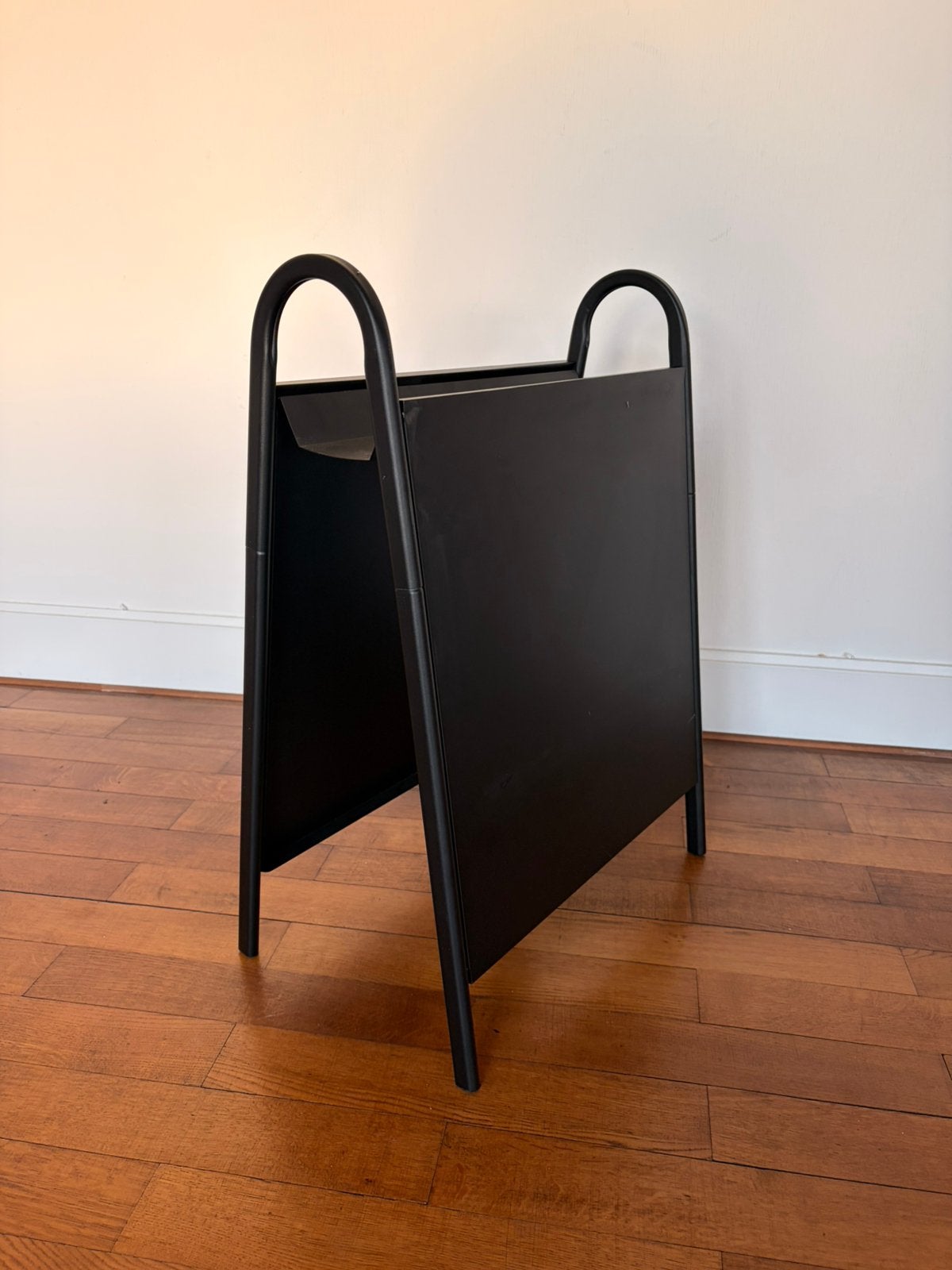 chevalet de présentation noir, Métal, Comme neuf, Autres types, Moderne