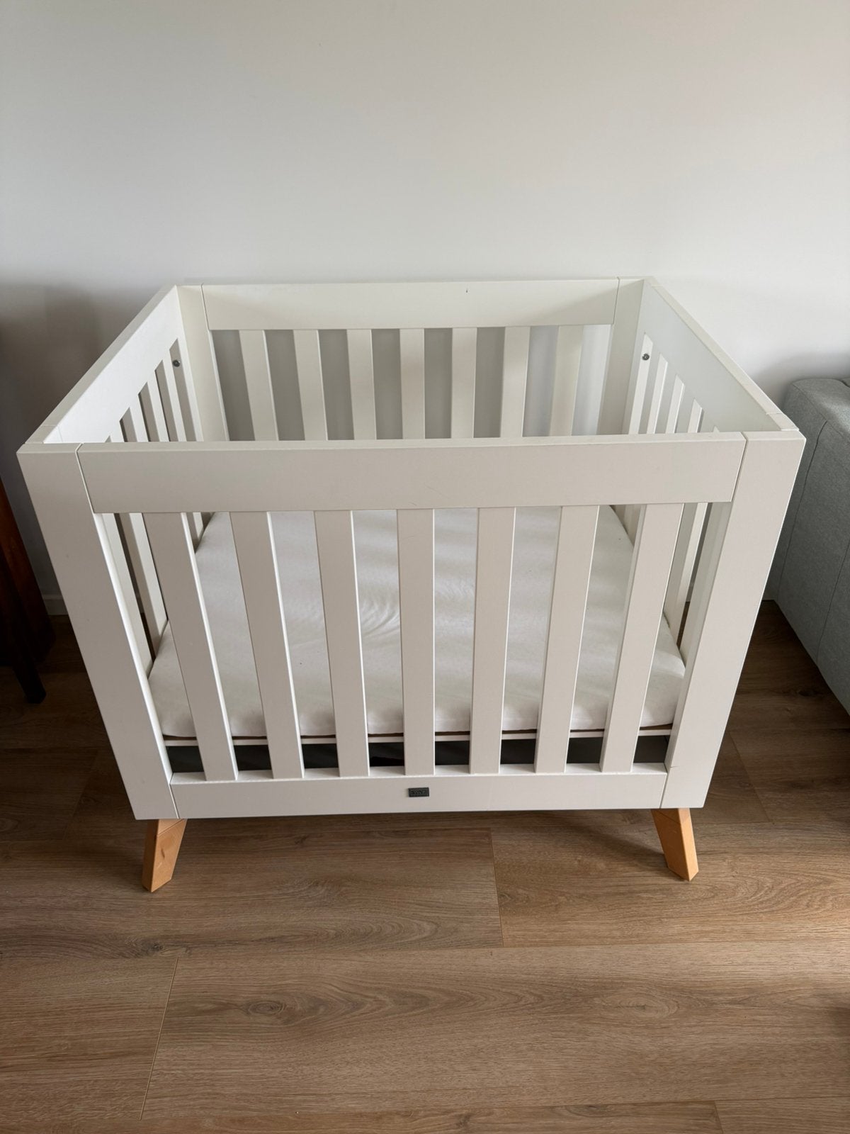 Baby park TWF Riva - Wit/Beuken, Kinderen en Baby's, Ophalen, Zo goed als nieuw